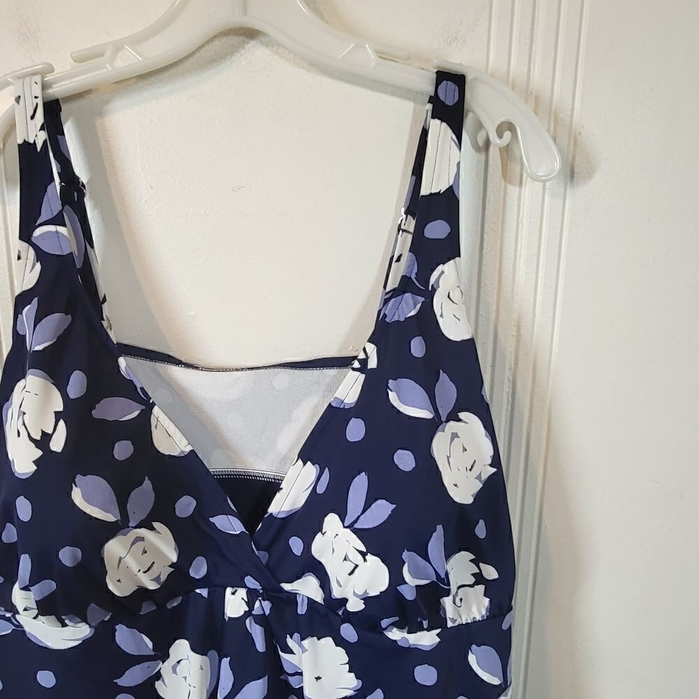 Plus Size Croft& Barrow One Pieceswimsuit - image 7